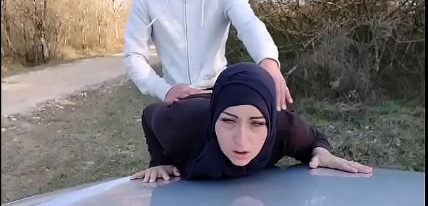 This muslim bitch gets her pussy and ass filled while her husband waits for her in the car !
